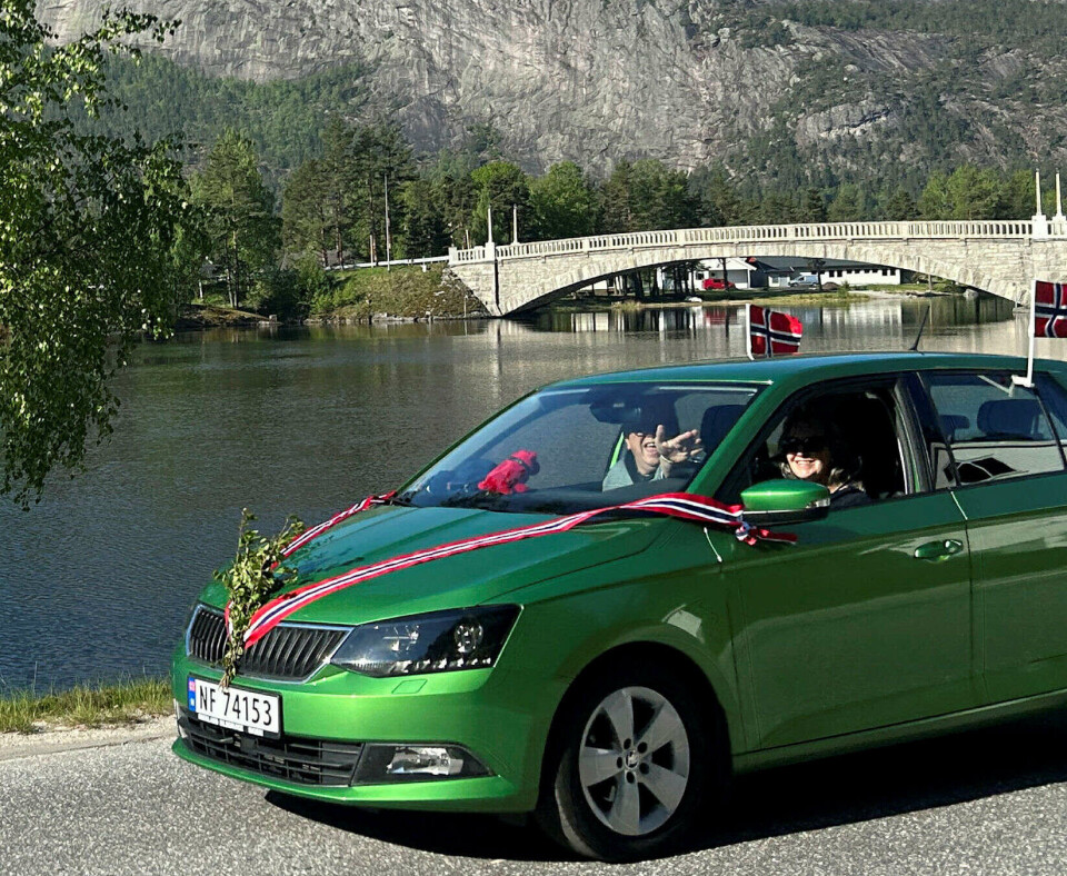 Terje Holmbakken hadde pynta bilen sin.