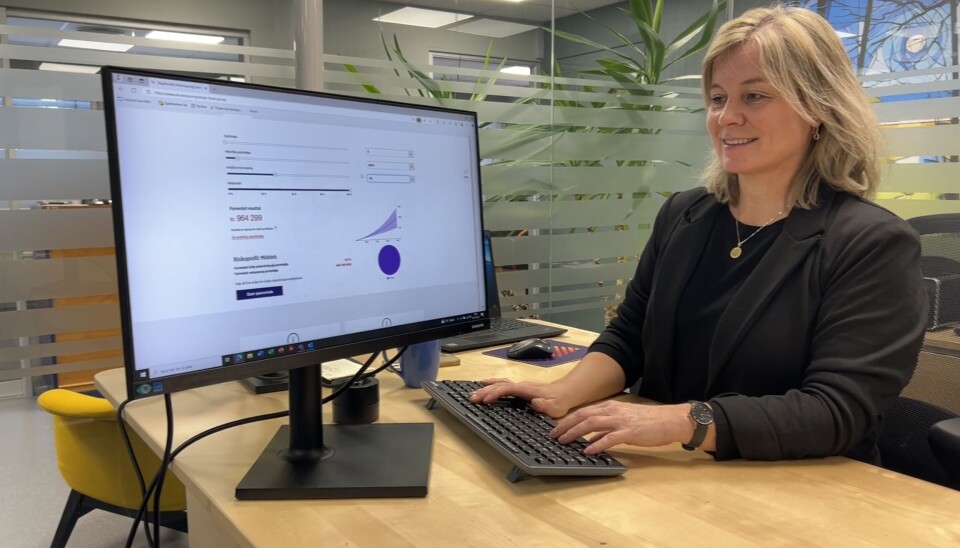 Gjev råd: Ellen Sofie Skansen i Sparebanken Sør fortel at banken kan hjelpe unge både til å få ei oversikt over økonomien, sette opp budsjett og rekne ut kor mykje ein kan få i lån.