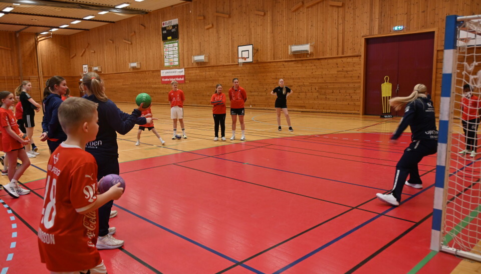 Teknikk: Å kunne skåre mål på ein A-lagsspelar frå Gjerpen var det mange som hadde lyst til.