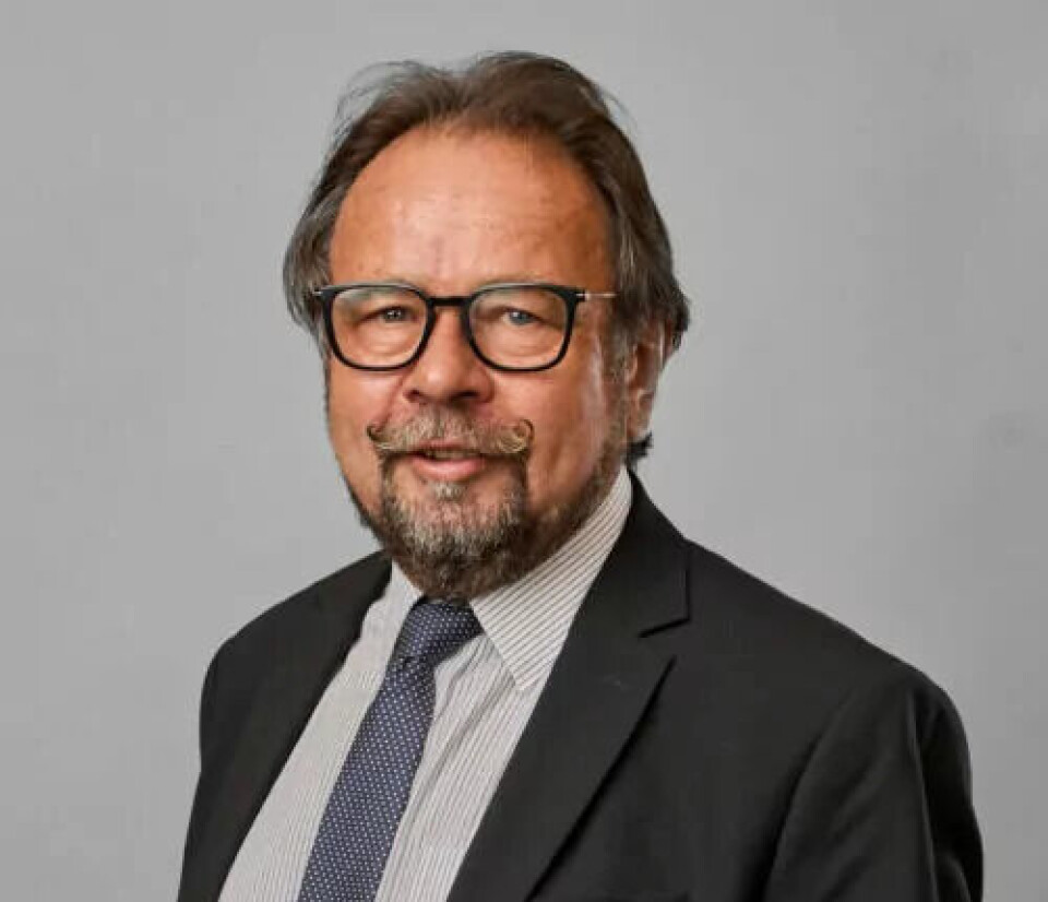 Gjermund Pekeberg er senioradvokat med møterett for Høgsterett og jobbar i advokatfirmaet Økland. Han har vore bustyrar i fire konkursbu etter Egil Andre Roa, og har meld han til politiet kvar gong.