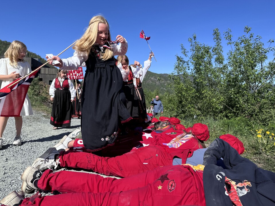 17. mai i Kviteseid.