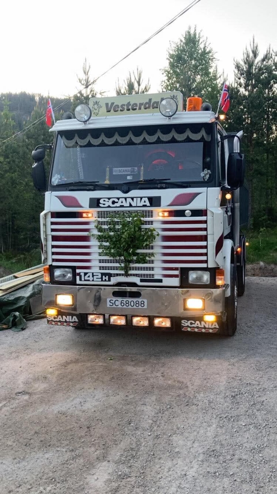 Pynta til skramletoget i Treungen, melder Johnny Vesterdal.
