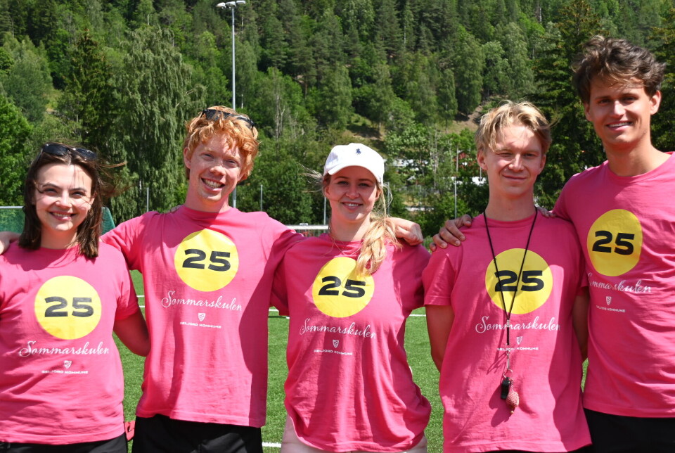 Årets aktivitetsleiarar Ane Viktoria Strøm Linde (f.v.), Ambros Rønjom-Rue, Selma Nenseter Jensen, Marius Greiner og Håvard Eilefstjønn.