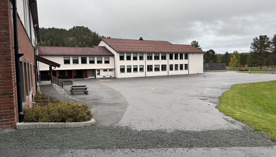 Foreldra fryktar kva som vil skje med skulen og bygda om ungdomsskulen ...