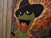 Kermit the Frog er måla av eit anna av dei yngre husstandsmedlemma.